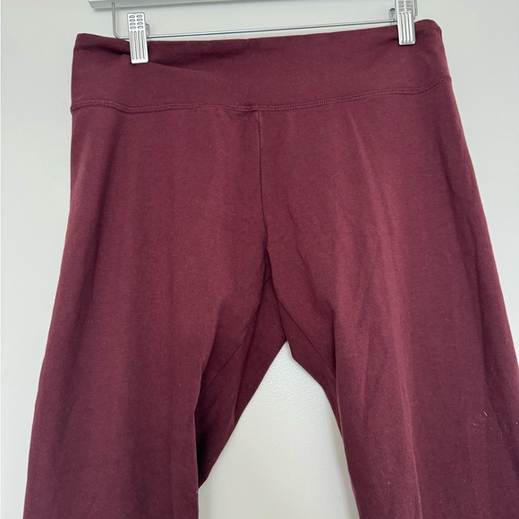 Aerie Offline Regular Rise Leggings in Royal Berry - Picture 5 of 7